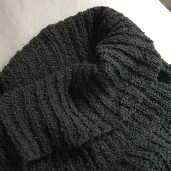 EXPRESS Dark Gray Knit Sweater - Picture 3 of 3